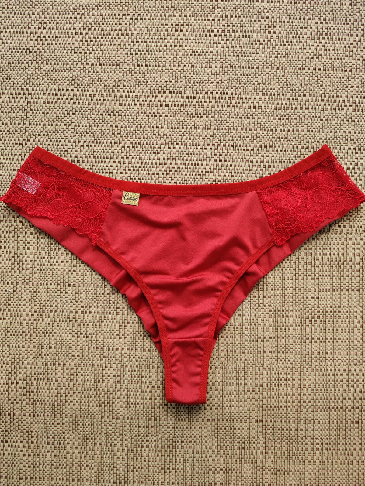 Calcinha Fio Duplo Plus – Dany — Calcinhas Femininas, Calcinhas Plus Size — SKU 485029. Cor: Lilás, Romance, Marinho, Rubro. Tamanho: 48, 50, 52