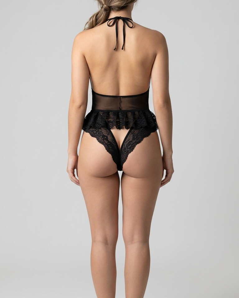 Body Desejo de Renda — Tule & Pingente de Coração — Body — SKU BODY-DESEJO. Cor: Preto, Branco, Vermelho. Tamanho: M, G, GG